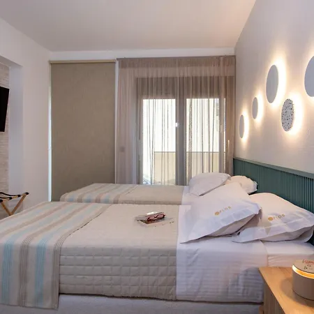 Flos Apartment *